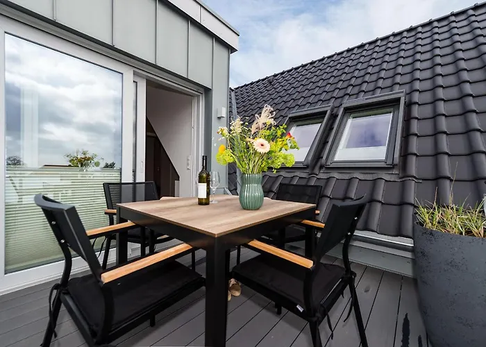 Pl Peter's 9 Apartment *